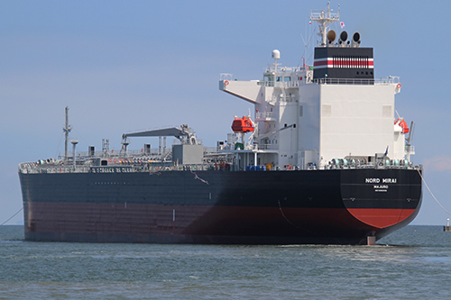 52,000載貨重量トン型ケミカル/プロダクトオイルキャリア“NORD MIRAI”